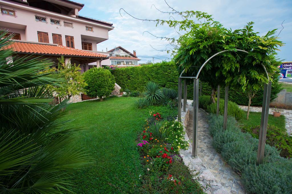 Villa Amalija Сукошан Экстерьер фото